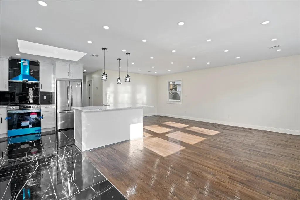 253 Haypath Road Old Bethpage NY 11804