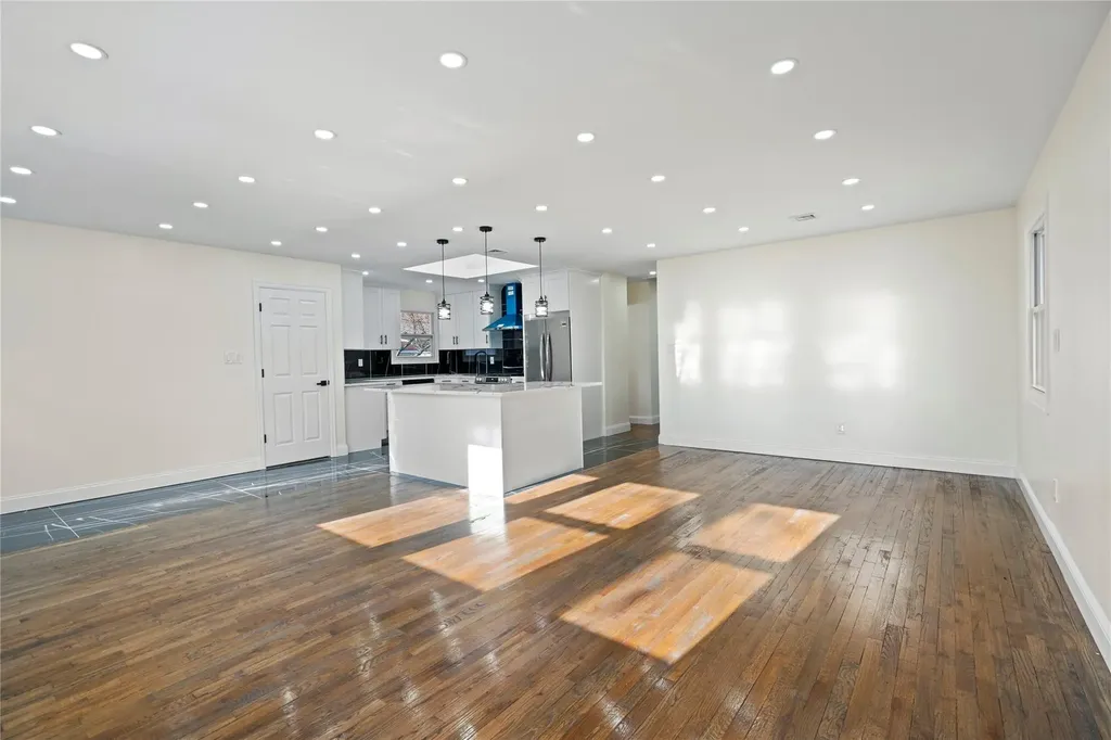 253 Haypath Road Old Bethpage NY 11804