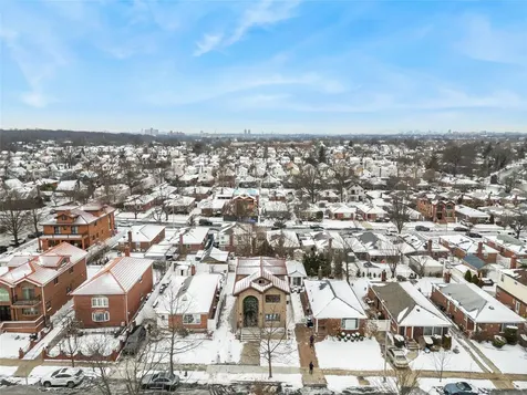 5644 220th Street Bayside NY 11364