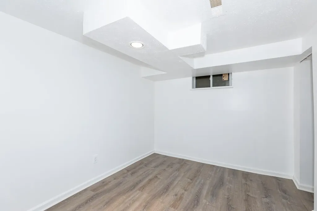 7 Mars Road Bay Shore NY 11706