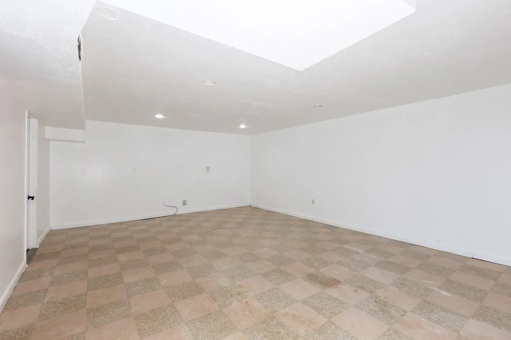 7 Mars Road Bay Shore NY 11706
