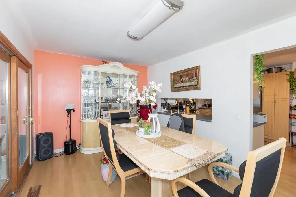 7 Mars Road Bay Shore NY 11706