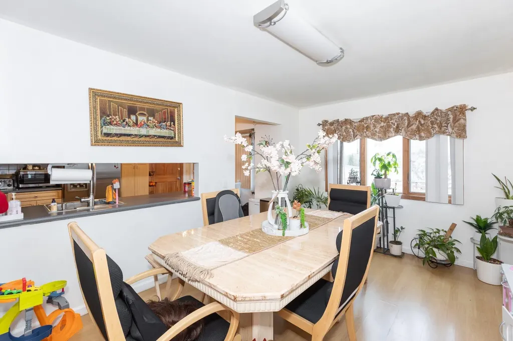 7 Mars Road Bay Shore NY 11706