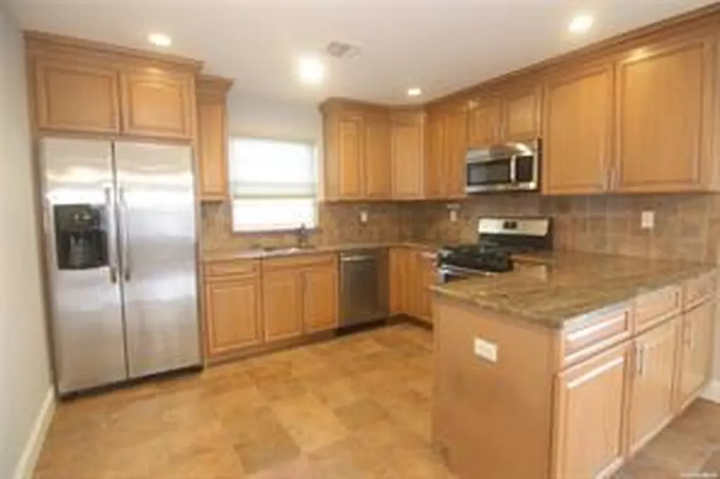 113 Kopf Road Bellmore NY 11710