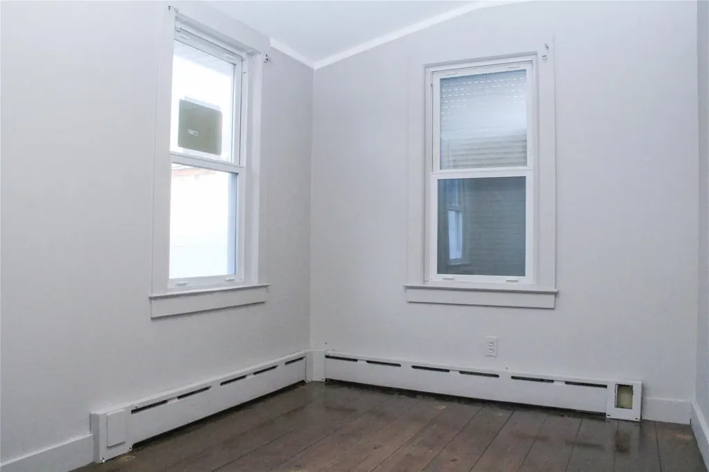 83 Evans Avenue Freeport NY 11520