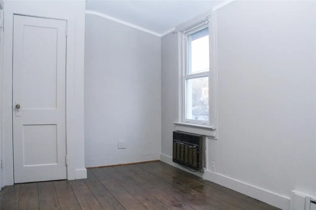 83 Evans Avenue Freeport NY 11520