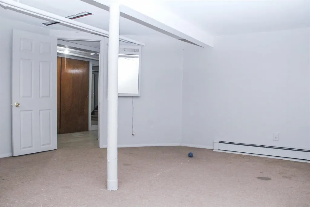 83 Evans Avenue Freeport NY 11520