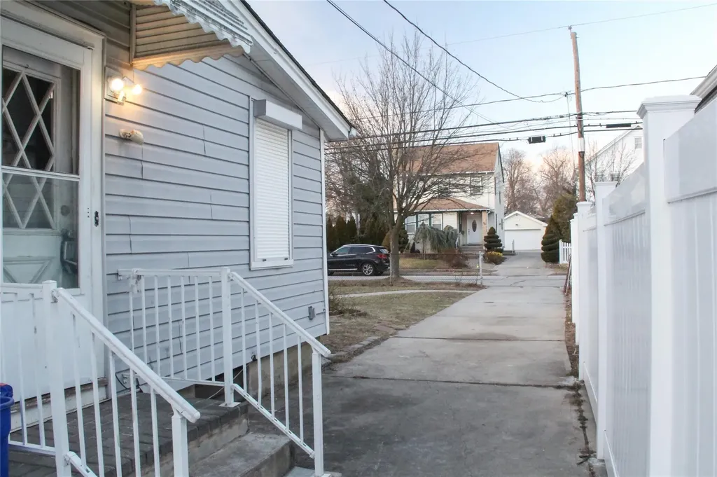 83 Evans Avenue Freeport NY 11520