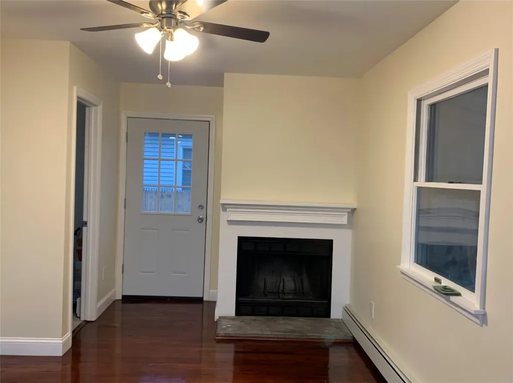 326 Brook Avenue Bay Shore NY 11706