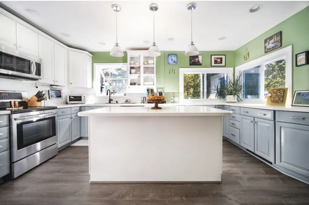 88 Lyman Avenue Patchogue NY 11772