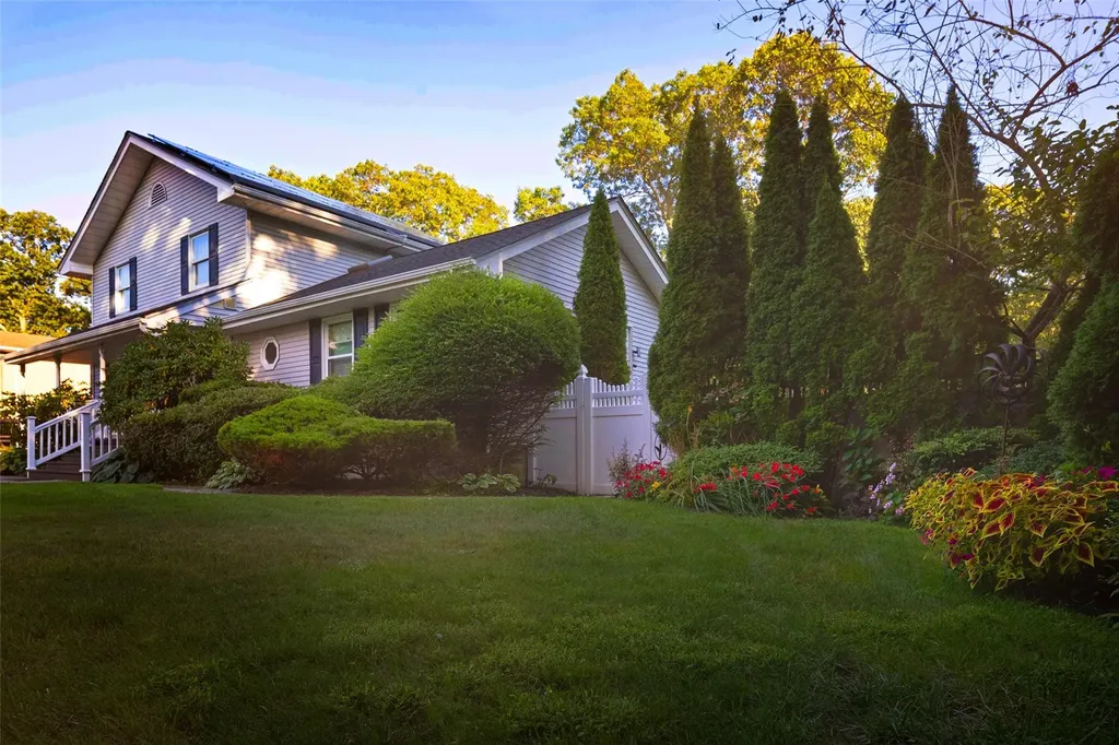 88 Lyman Avenue Patchogue NY 11772
