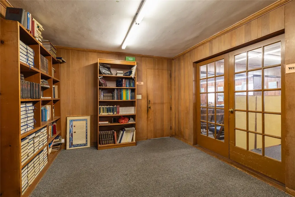 3309 Skillman Ave, Oceanside NY 11572