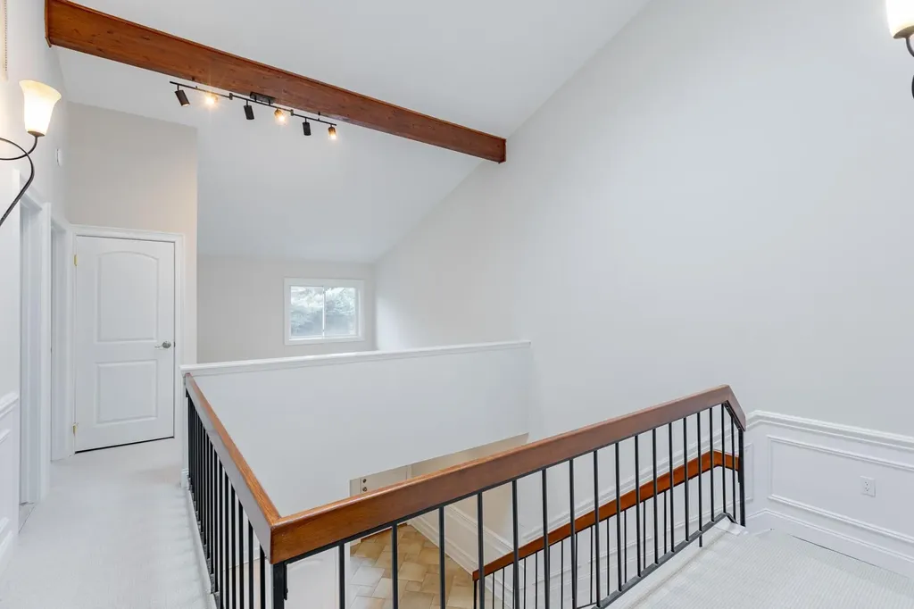 43 Boathouse Lane Bay Shore NY 11706