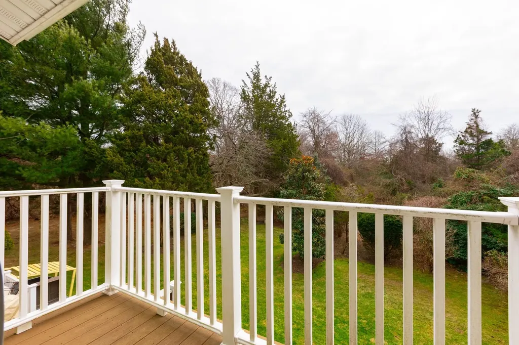 43 Boathouse Lane Bay Shore NY 11706