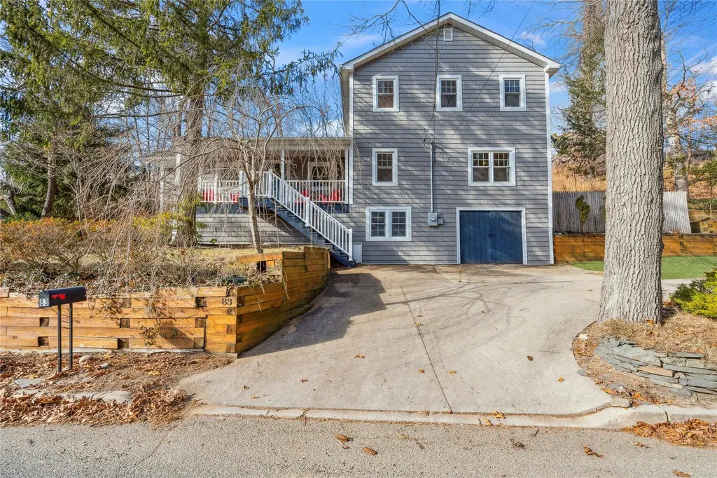 83 Oakside Road Smithtown NY 11787
