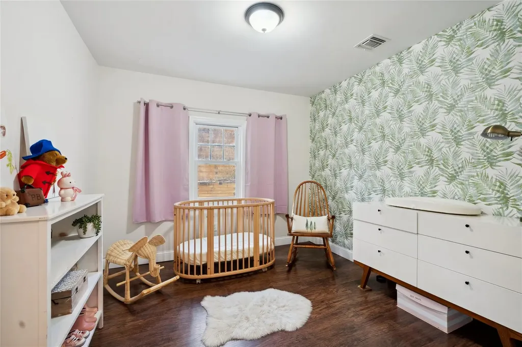 83 Oakside Road Smithtown NY 11787