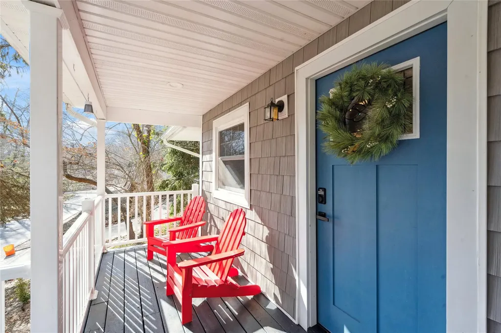 83 Oakside Road Smithtown NY 11787