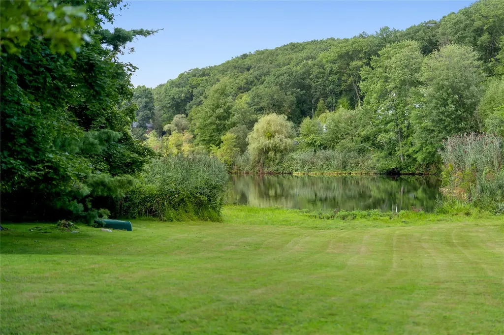 2 Hunter Drive Armonk NY 10504