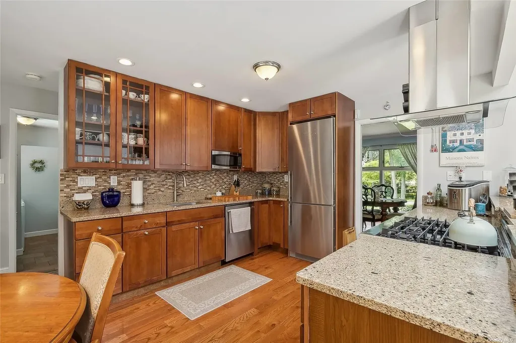 19 Chatham Place Dix Hills NY 11746