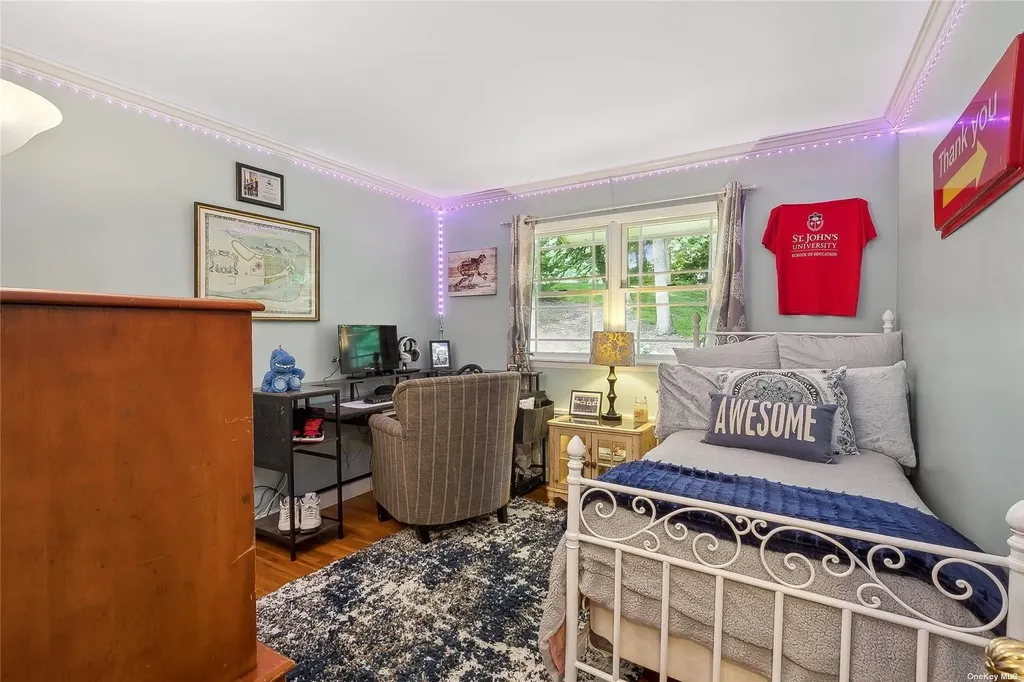19 Chatham Place Dix Hills NY 11746