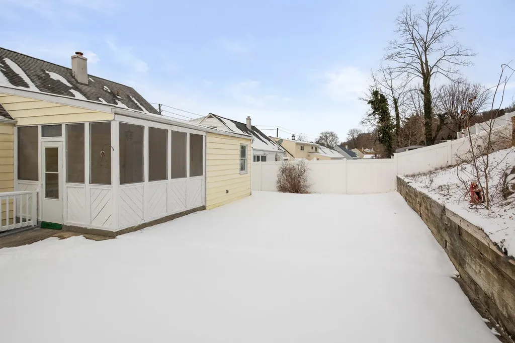 206 Gailmore Drive Yonkers NY 10710