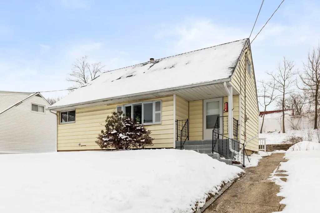 206 Gailmore Drive Yonkers NY 10710