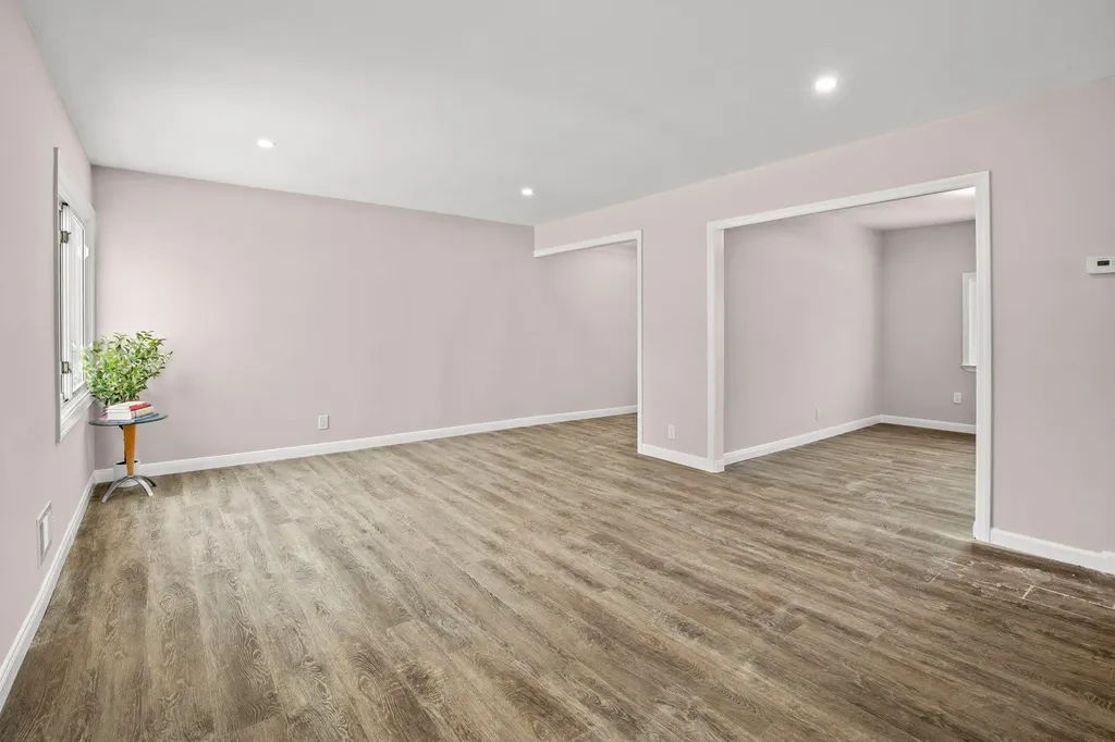 206 Gailmore Drive Yonkers NY 10710