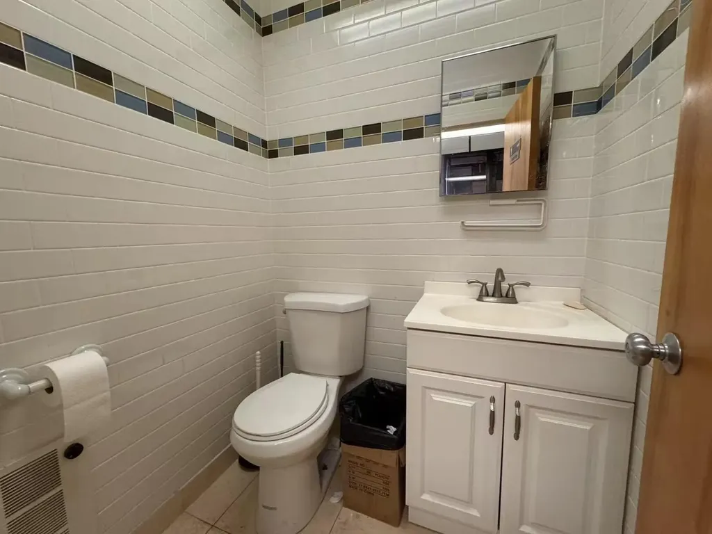 16 Filmore Place Freeport NY 11520