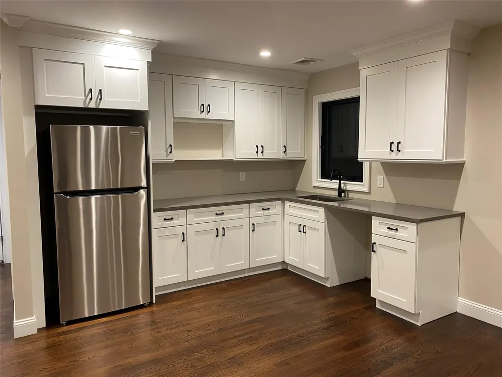 45 Manchester Lane Stony Brook NY 11790