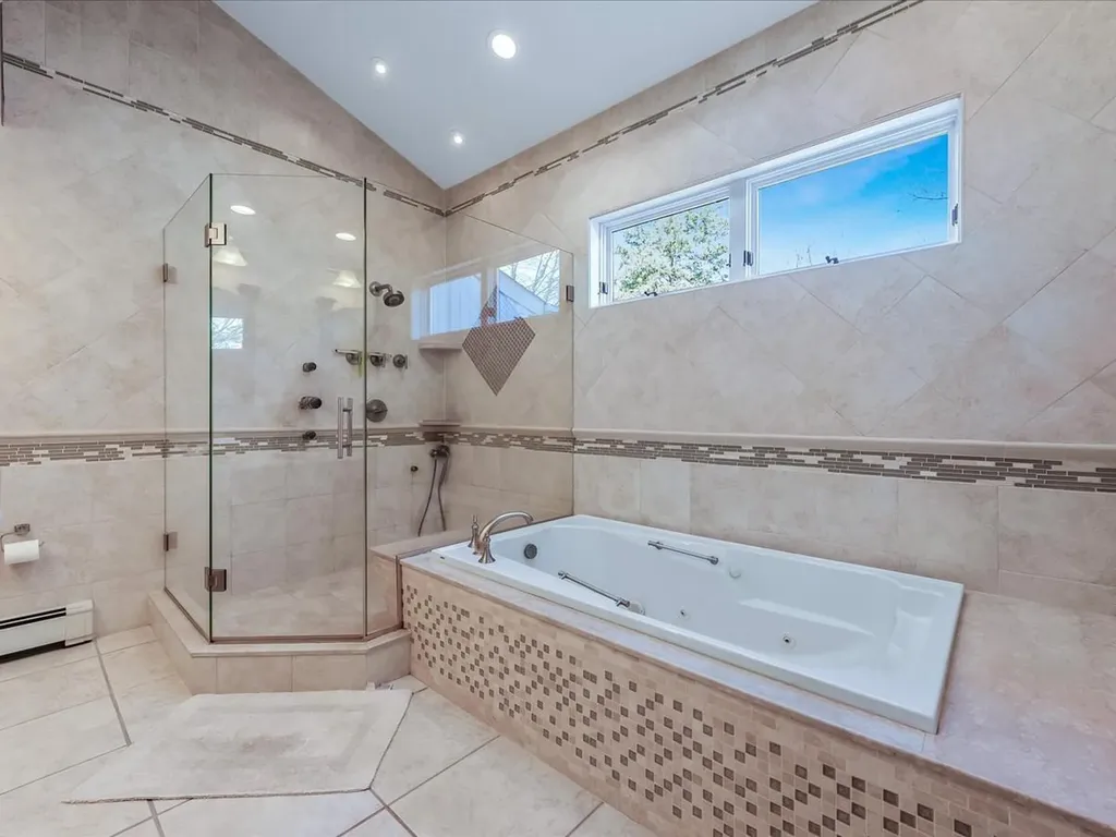 3361 Harold Street Oceanside NY 11572