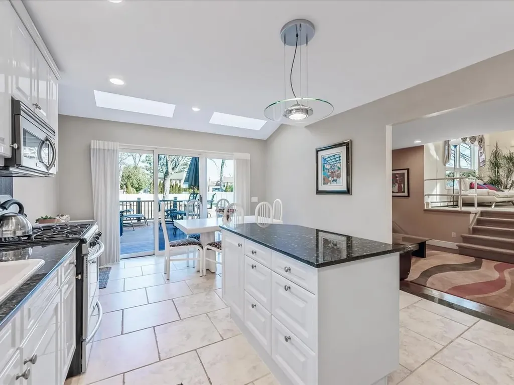 3361 Harold Street Oceanside NY 11572