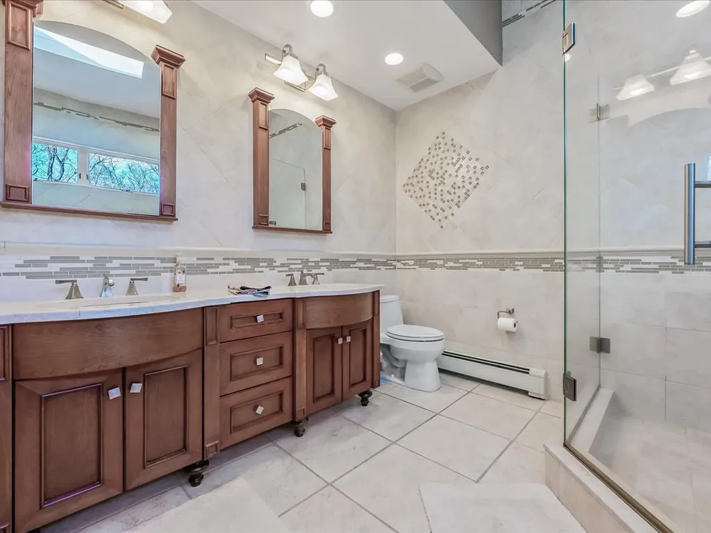 3361 Harold Street Oceanside NY 11572