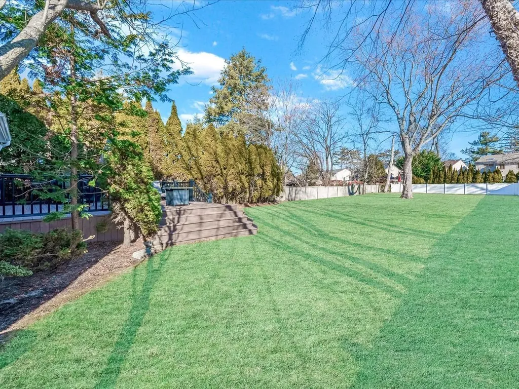 3361 Harold Street Oceanside NY 11572