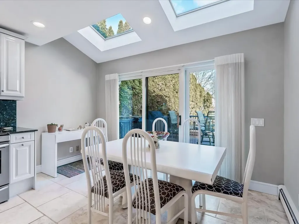3361 Harold Street Oceanside NY 11572