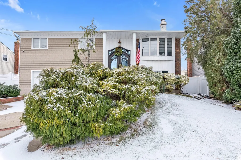 2694 Dorothy Street Bellmore NY 11710