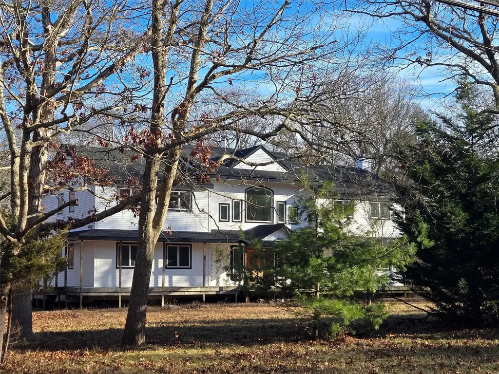 85 Smith Road Brookhaven NY 11961