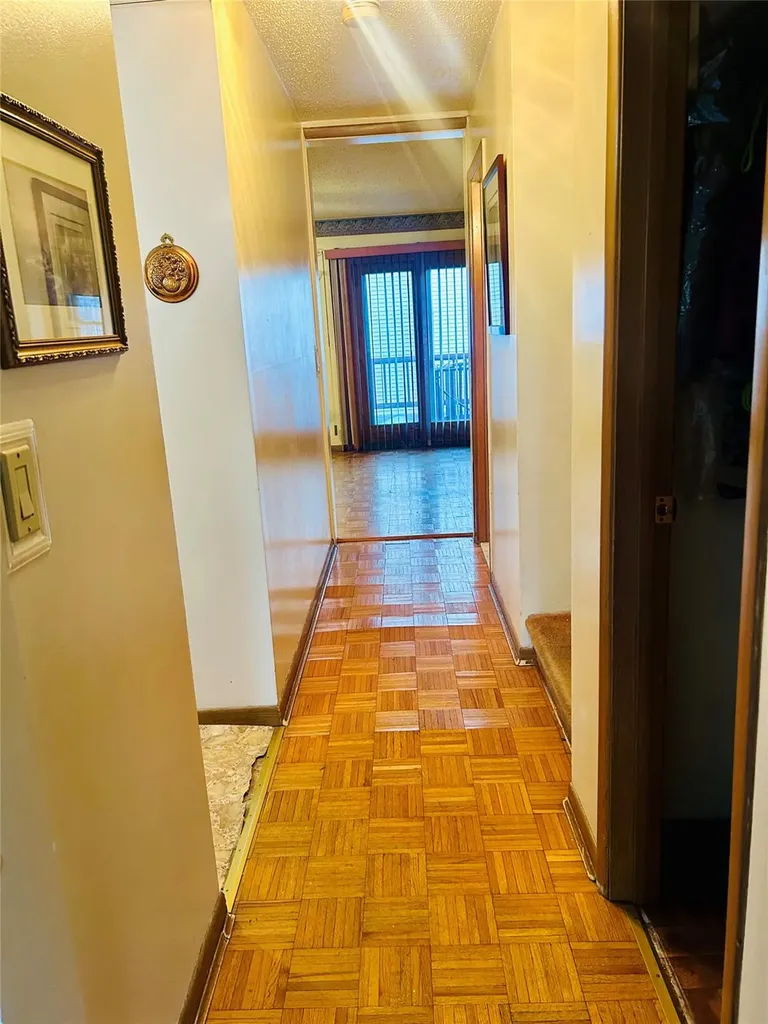 536 Pugsley Avenue Bronx NY 10473