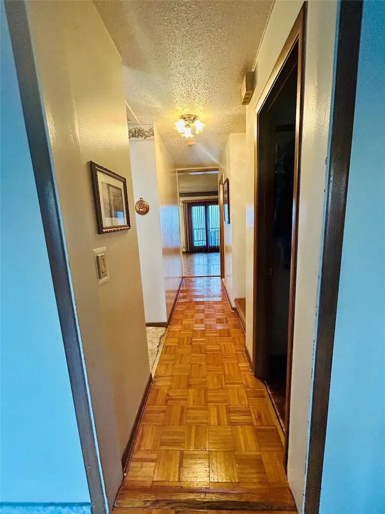 536 Pugsley Avenue Bronx NY 10473