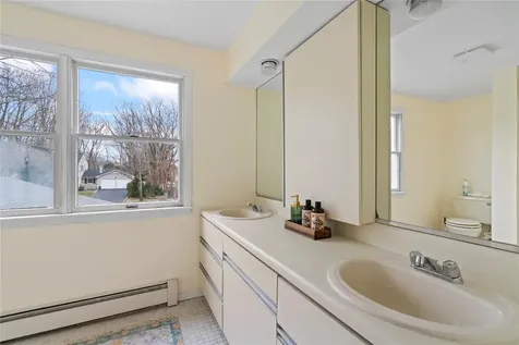 38 Barker Drive Stony Brook NY 11790