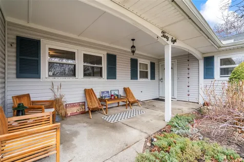 38 Barker Drive Stony Brook NY 11790