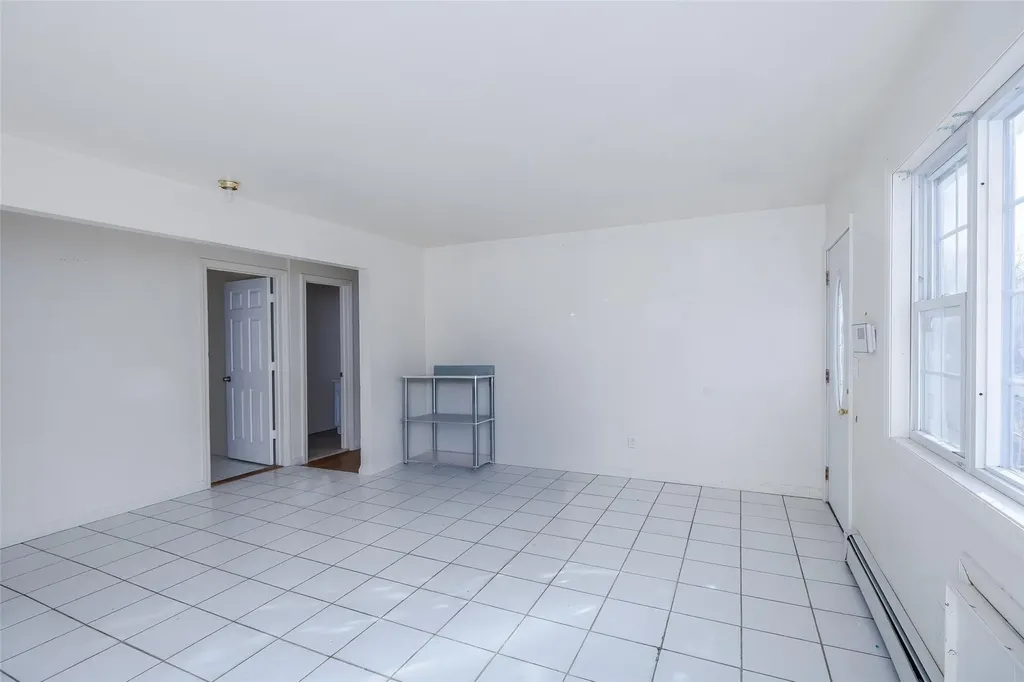 83 Gray Avenue Medford NY 11763