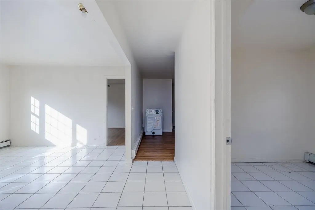 83 Gray Avenue Medford NY 11763