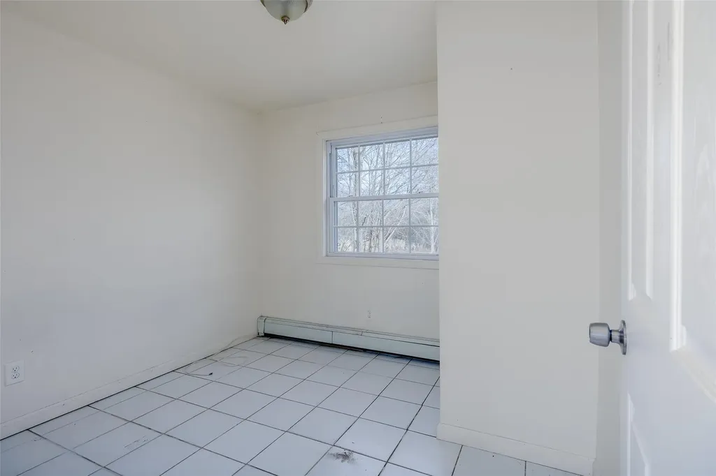 83 Gray Avenue Medford NY 11763