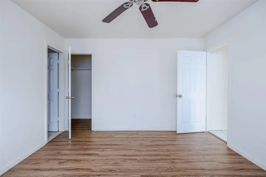 83 Gray Avenue Medford NY 11763