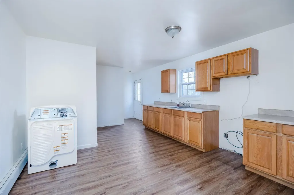 83 Gray Avenue Medford NY 11763
