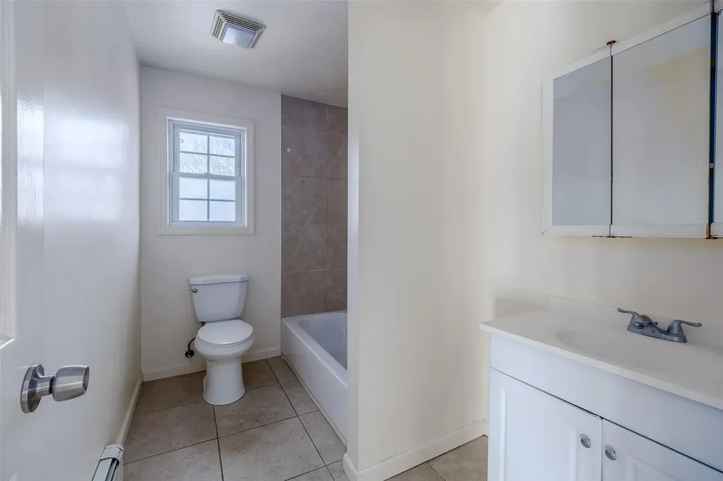83 Gray Avenue Medford NY 11763