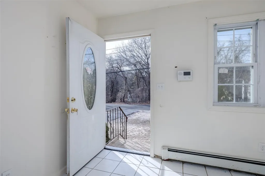 83 Gray Avenue Medford NY 11763