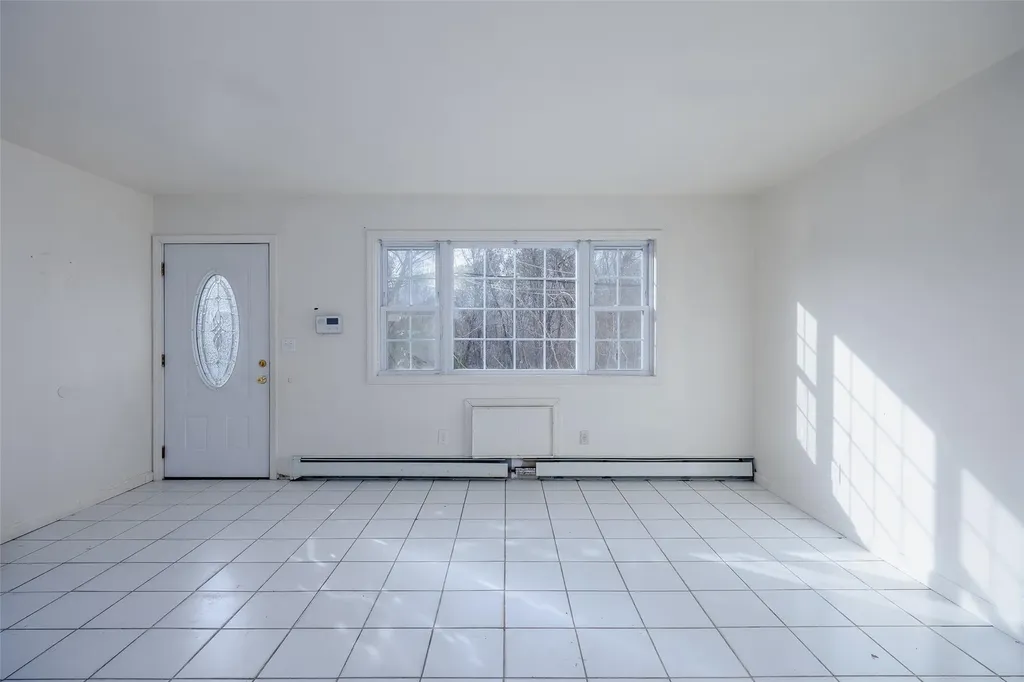 83 Gray Avenue Medford NY 11763