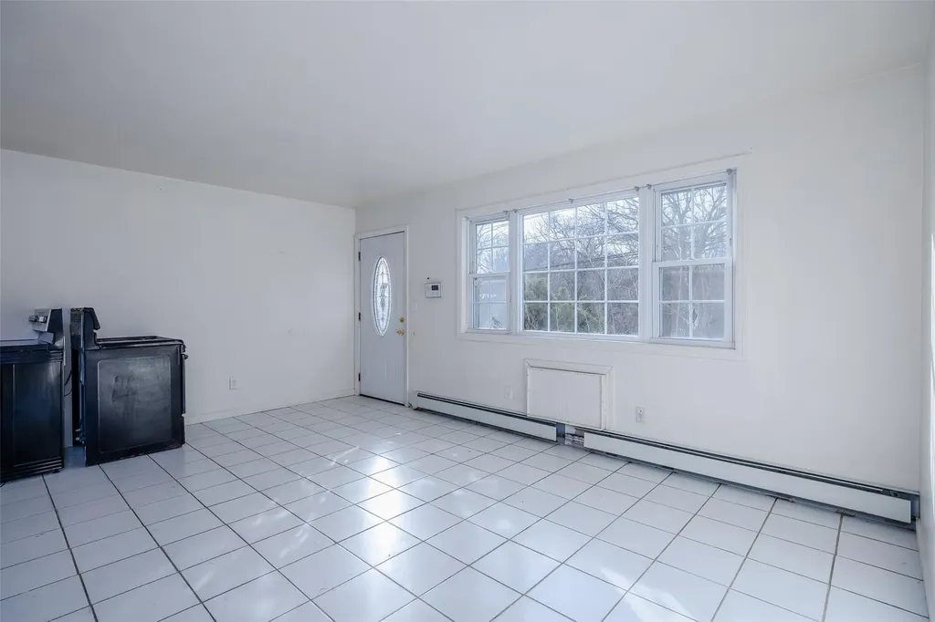 83 Gray Avenue Medford NY 11763