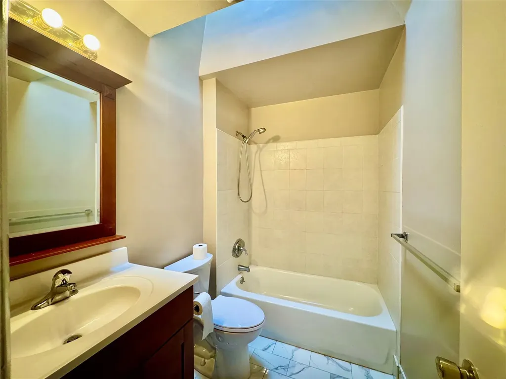 5 N Aspen Road Middletown NY 10940